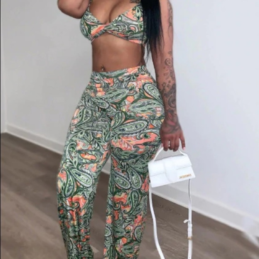 Two Piece Set